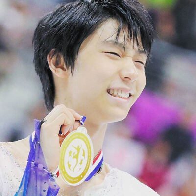 【2016GPF-羽生结弦采访汇总】【新闻发布会汇总，见图①】+【新发后单人采访现场消息，见图②】摘要：自由滑表现失望；结果满意；全力备战全日；4lo不再棘手，得到很多经验；3LZ没有滑出速度，这次想要尝试所以少做…