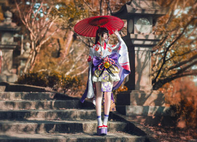 【cos】雪女❀月見之櫻❀
雪女cn: 霜月shimo
摄影：小內 化妆：霜月shimo
阴阳师手游