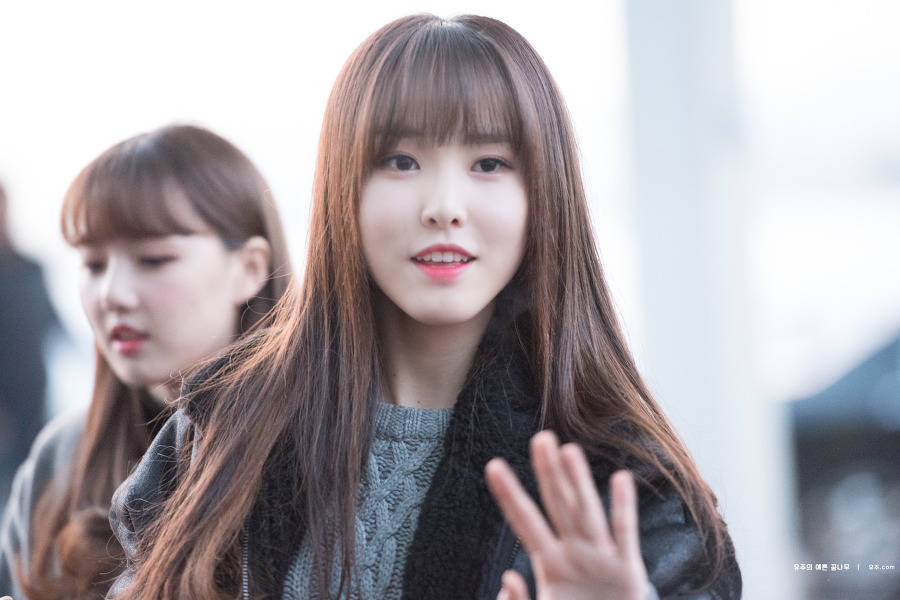 Yuju 崔俞娜