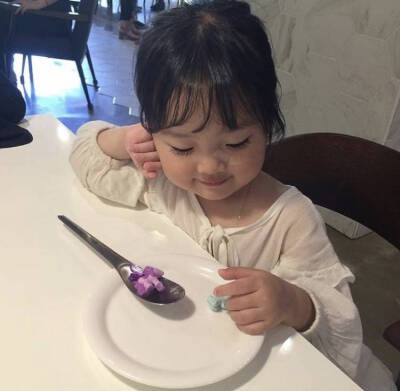 [国民撩汉大师兄 少女诱惑力]高清女头 男头 欧美 情侣 闺密头像清新 森系 韩系 可爱 搞怪 黑白 身体部位图 举牌 备忘录 随手点赞关注