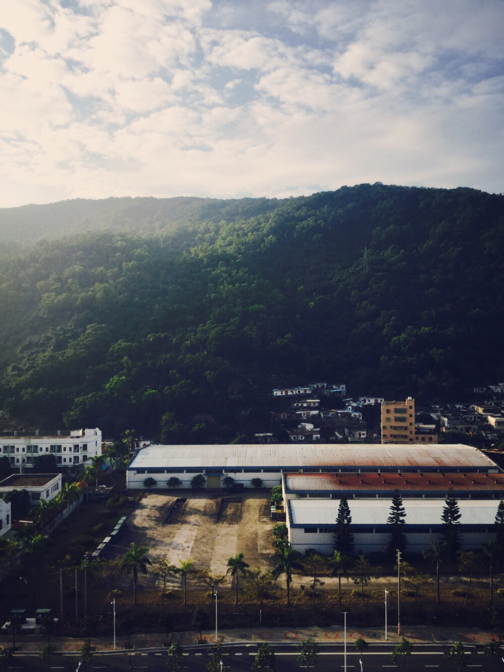 天空 森林 风景 小镇 在路上 我的城 美景 这一刻 窗外