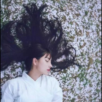 染染の女生头像.文艺 抱图随手点赞关注谢谢