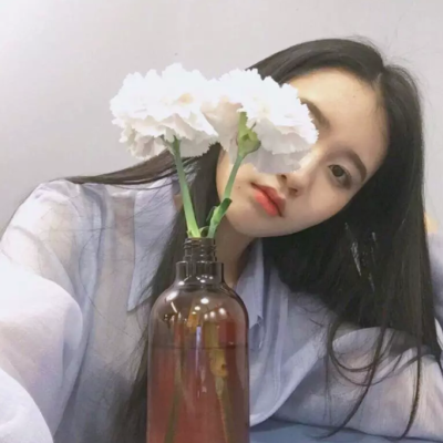 染染の女生头像.小清新 抱图随手点赞关注谢谢