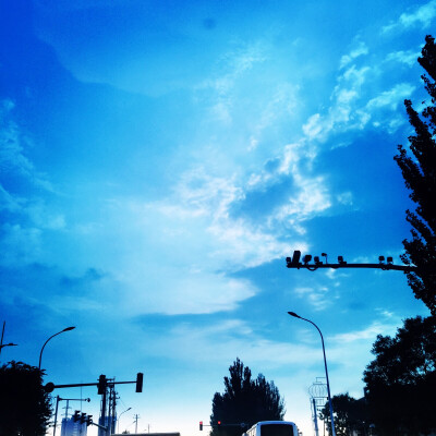 【天空】【蓝色】【清新】【白云】