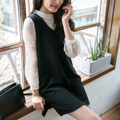 2016冬季新品韩版黑白中长款针织连衣裙镂空蕾丝衫两件套