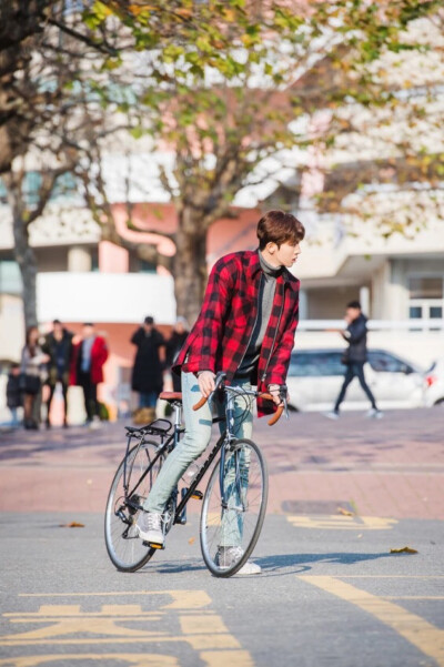 南柱赫 举重妖精金福珠（郑俊亨）