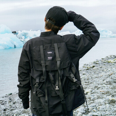 TAKA冰岛系列 瓦特纳冰川降落伞夹棉外套 带书包的潮牌薄棉服