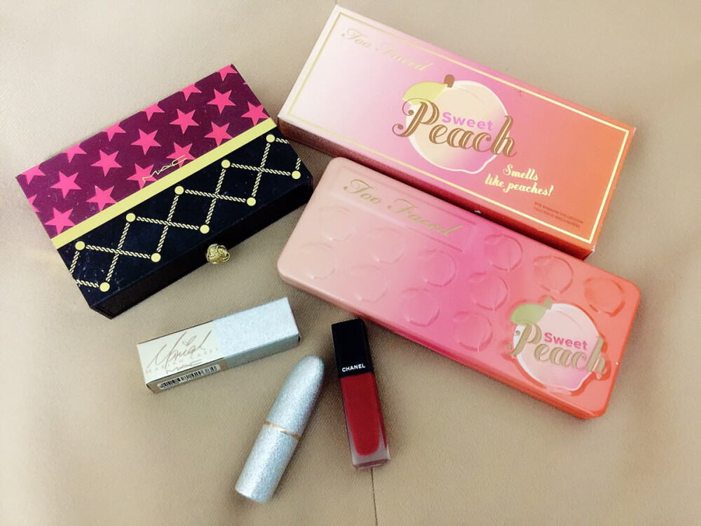 Too Faced2016限量版蜜桃眼影 350元