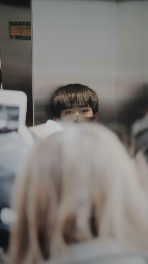 易烊千玺最帅壁纸