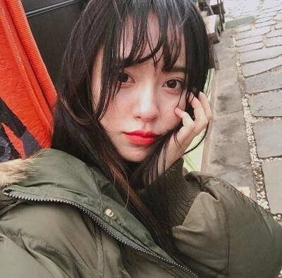 [国民撩汉大师兄 少女诱惑力]高清女头 男头 欧美 情侣 闺密头像清新 森系 韩系 可爱 搞怪 黑白 身体部位图 举牌 备忘录 随手点赞关注