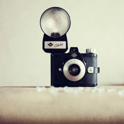 嗯哼 意境 相机 女生头像 韩国 韩头 背影 可爱 小清新 唯美 收集by:觅阳 小太阳 莫东陵