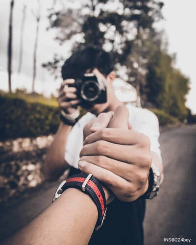 嗯哼 意境 相机 女生头像 韩国 韩头 背影 可爱 小清新 唯美 收集by:觅阳 小太阳 莫东陵