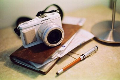 嗯哼 意境 相机 女生头像 韩国 韩头 背影 可爱 小清新 唯美 收集by:觅阳 小太阳 莫东陵