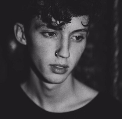 #Troye sivan