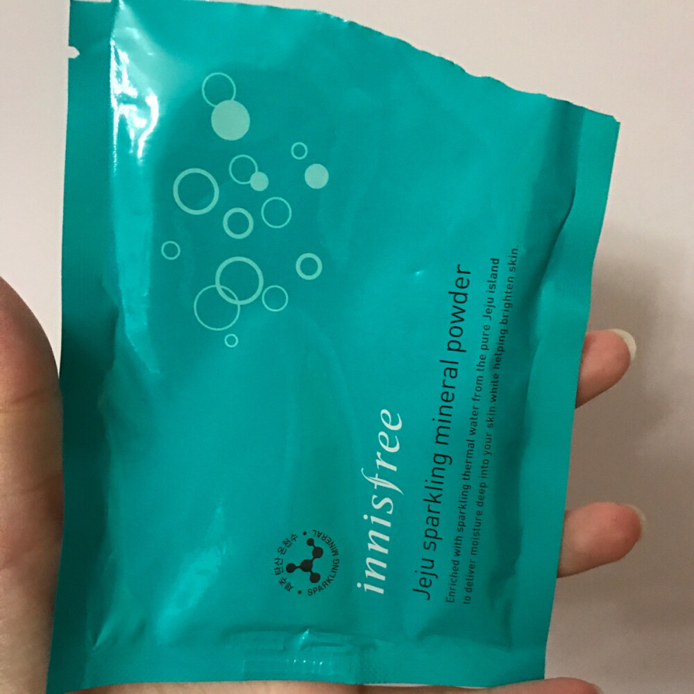 innisfree悦诗风吟济州岛碳酸矿物质水