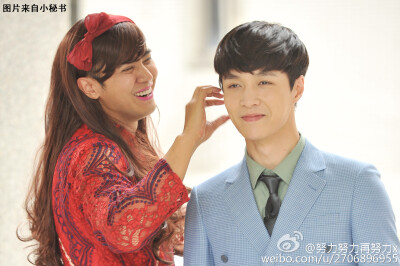 艺兴跟极挑的哥哥们