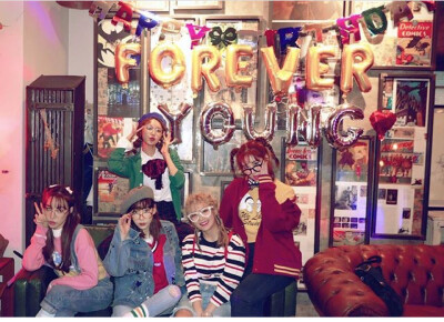 #foreverYOUNG【图片来自Instagram“hotsootuff”