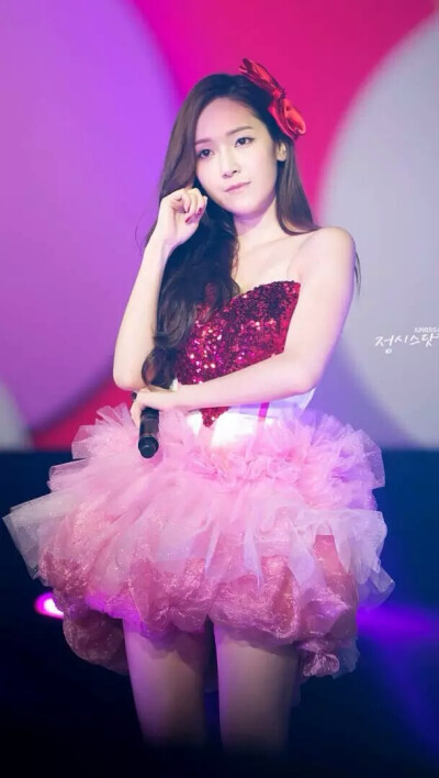 郑秀妍锁屏壁纸