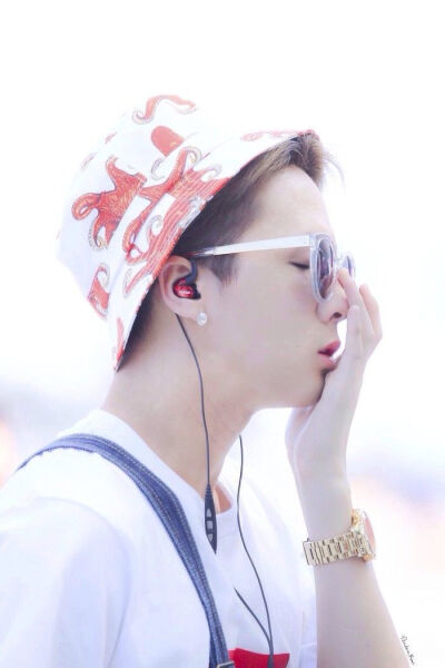 VIXX ravi