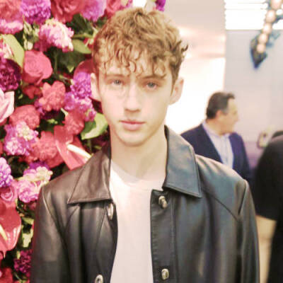 #Troye Sivan 戳爷