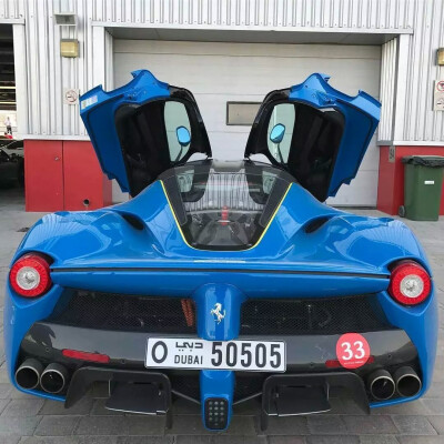 法拉利LaFerrari，完美的骏马！