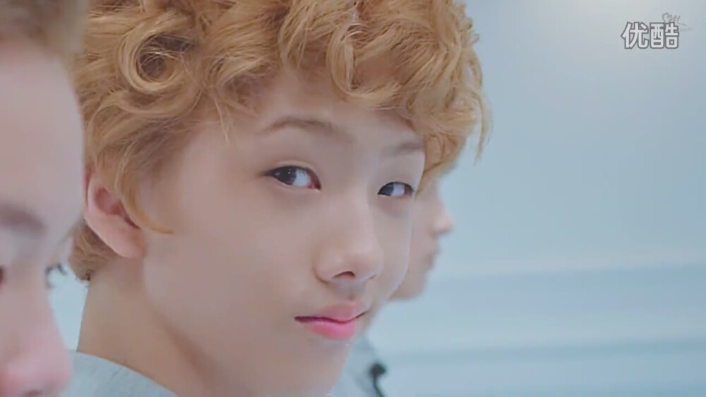 nct dream 朴志晟 chewing gum