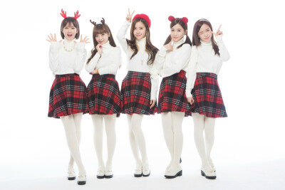 Crayon Pop 朴惠京 昭燏（Soyul）、金敏英（Ellin）、许敏真（ChoA）、许敏善（Way）、白宝蓝 金美（Geummi）