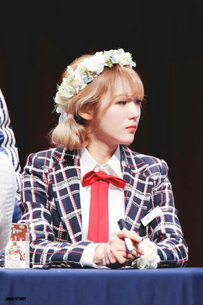 宇宙少女 luda 李露朵