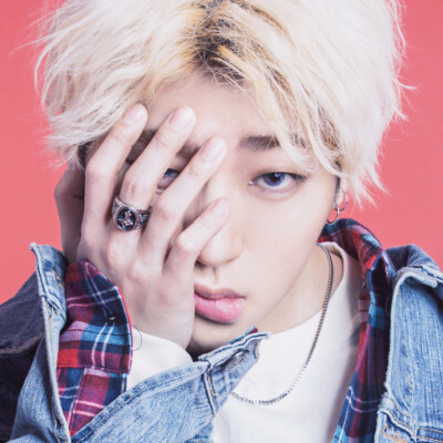 #禹智皓#zico#Block B一只白白的糯米团子，我们宝宝代言隐形眼镜了呢