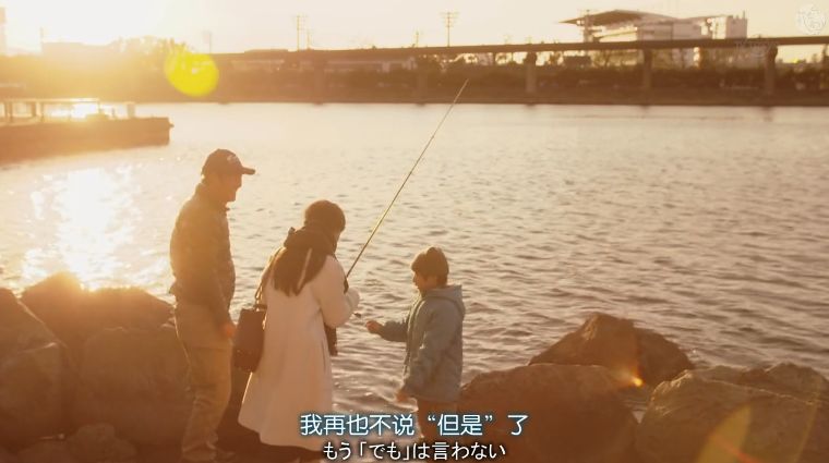 很久没有看一部剧然后心情平静的感觉了，这部日剧看得我很舒服很想移居日本啊，怎么我遇不上怎么好的房地产经纪呢？
最后一集那个女生有点像自己，不自信总是不想改变，总是说“但是”的人好像真的是这样呢……
“在这里重新开始吧 ” “才不是重新开始呢，在纽约的经历也算数，你有好好努力过”
“人生是没有虚度的时光的，不如说你回首时，越是觉得虚度的时光，越是让人爱不释手 ” #只有吉祥寺是想住的街道吗
2017.02.17