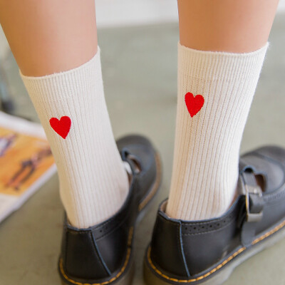 袜子女简约纯色韩版棉袜刺绣爱心春夏薄款运动中筒清新甜美堆堆袜