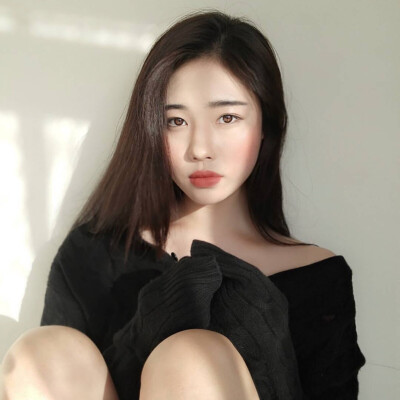 长发 忧郁 女头
