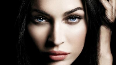 Megan Fox。梅根.福克斯。