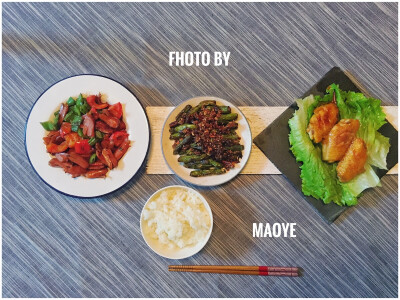 双椒炒腊肠，干煸豆角，奥尔良鸡翅