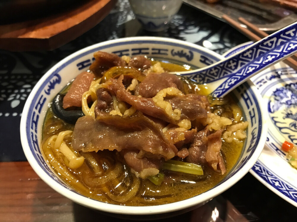 石锅肥牛 麻麻的