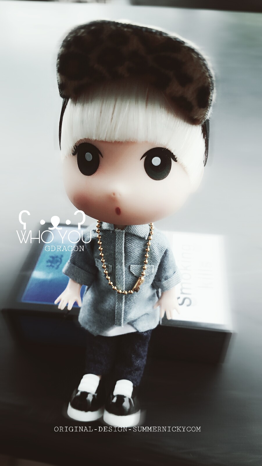 权志龙GDRAGON公仔原创自拍图#ORIGINAL-DESIGN-SUMMERNICKYCOM#iPhone#安卓#锁屏#桌面#黑白壁纸