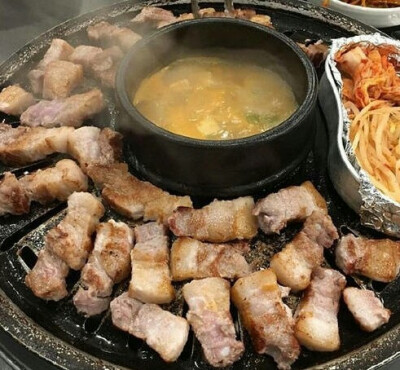 我爱烤肉 烤肉爱我
蛋糕 美食头像 家常菜 西餐 日式料理 甜品 韩剧 饮料 水果 暖心 下午茶 冰淇淋 巧克力 早餐 特色小吃