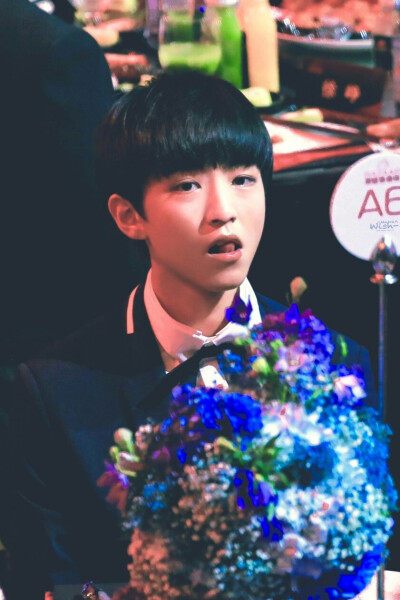 #王俊凯 #TFBOYS 时尚芭莎慈善夜 高清 可爱 萌