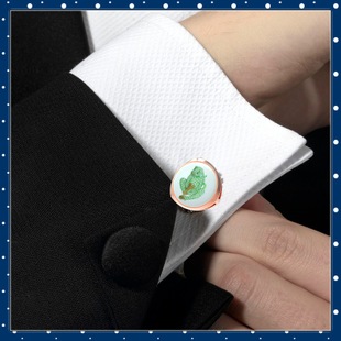 准备去镶嵌的瓷片，，，，后面还有很多工序，，，这个你懂，俺就不絮叨了，不明白加我微信S32889826或
网站：https://jinzhi.1688.com/?spm=a2615.7691481.0.0.dcox3Y