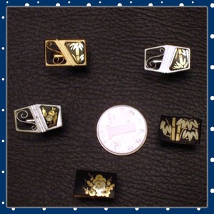 准备去镶嵌的瓷片，，，，后面还有很多工序，，，这个你懂，俺就不絮叨了，不明白加我微信S32889826或
网站：https://jinzhi.1688.com/?spm=a2615.7691481.0.0.dcox3Y