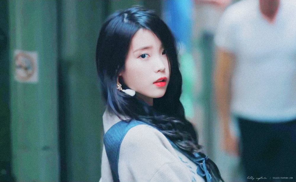 李智恩 IU