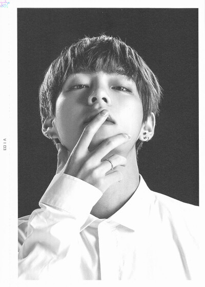 防弹少年团 2017 BTS LIVE TRILOGY EPISODE Ⅲ THE WING TOUR MD FACE PHOTO COLLECTION Jung kook SCAN