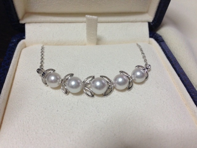 Mikimoto?珍珠项链