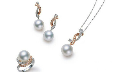 Mikimoto 珍珠项链戒指耳坠三件套