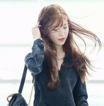  IU 李知恩 李智恩 头像 现场 机场图 街拍 壁纸 by淺唱低吟