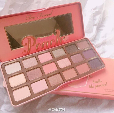 Too Faced Sweet Peach eyeshadow palette 