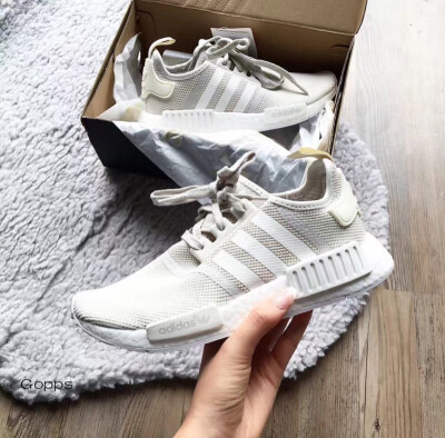 Adidas nmd wechat : sweetie335