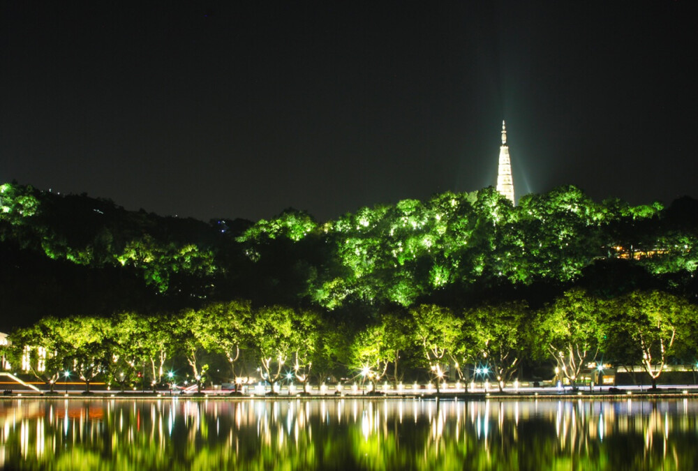 夜西湖