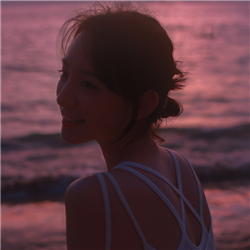 【头像】高清女头 男头 欧美 情侣 闺密头像清新 森系 韩系 可爱 搞怪 黑白 身体部位图 举牌 备忘录 「抱图随手点赞关注 ，谢谢！」