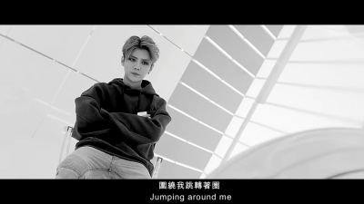 鹿晗 luhan {Venture .170302 敢（Role play）剧情版MV发布 }